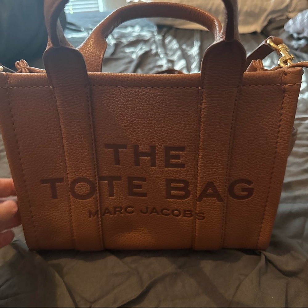 Marc Jacobs Tan Leather Handbag